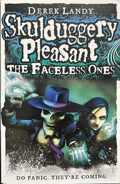 Skulduggery Pleasant(The Faceless Ones) by Derek Landy